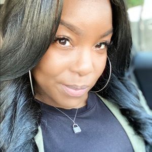 Meet your Posher, ✨Jamikia✨